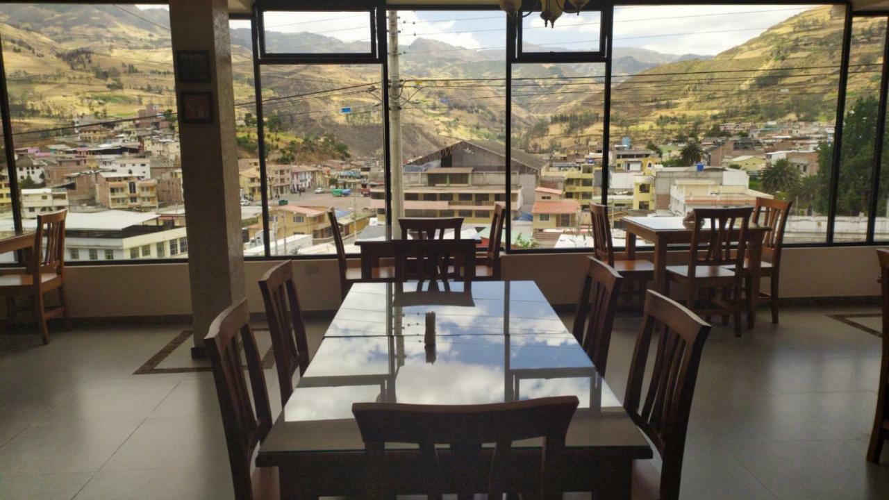 Hostal Resto - Bar "El Penon" Alausí Exteriör bild